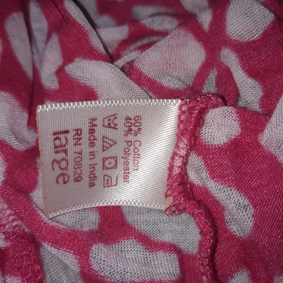 Rue21 red animal print short sleeve blouse size Large - Picture 9 of 10